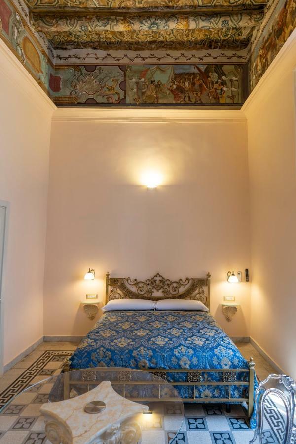 نابولي Residence San Mattia المظهر الخارجي الصورة