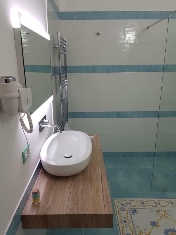 نابولي Residence San Mattia المظهر الخارجي الصورة