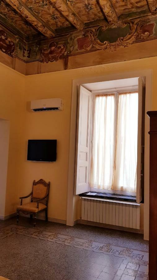 نابولي Residence San Mattia المظهر الخارجي الصورة